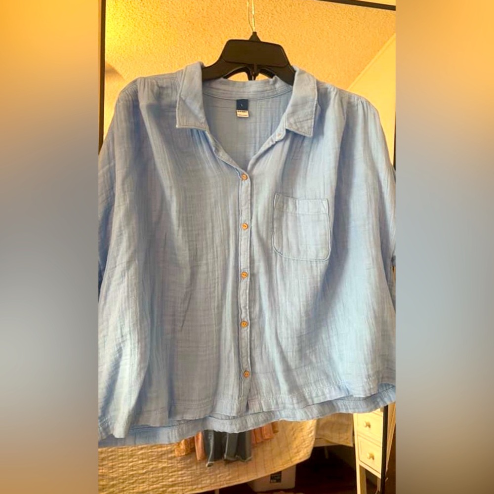 women’s blouse